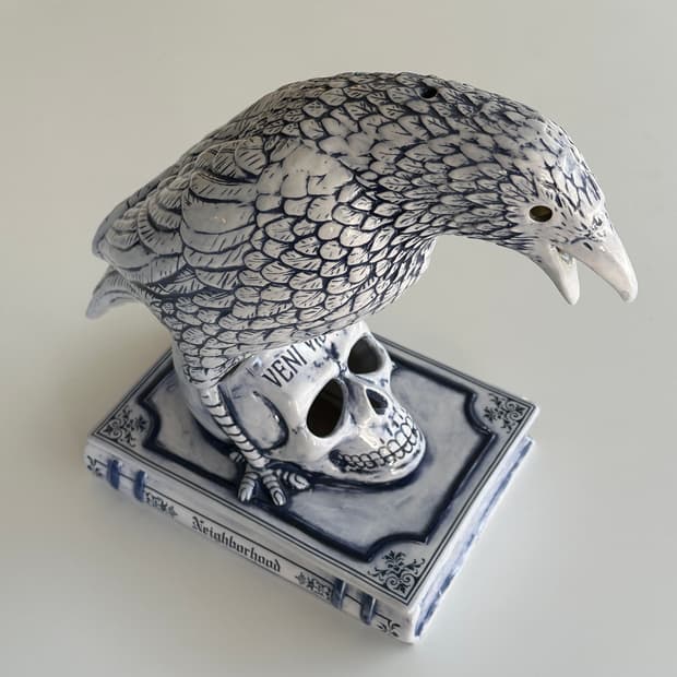 네이버후드 까마귀 인센스 챔버