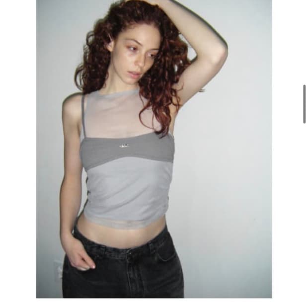 오도어 애쉬 슬리브리스 애쉬그레이