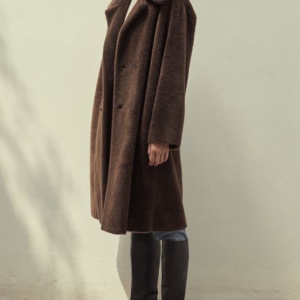 아모멘토 시어링 코트