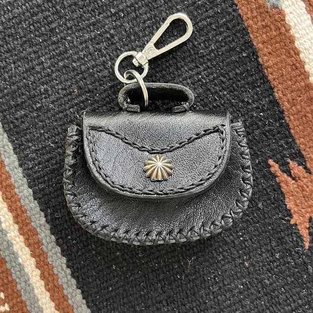 Airpods briefcase ( new color )