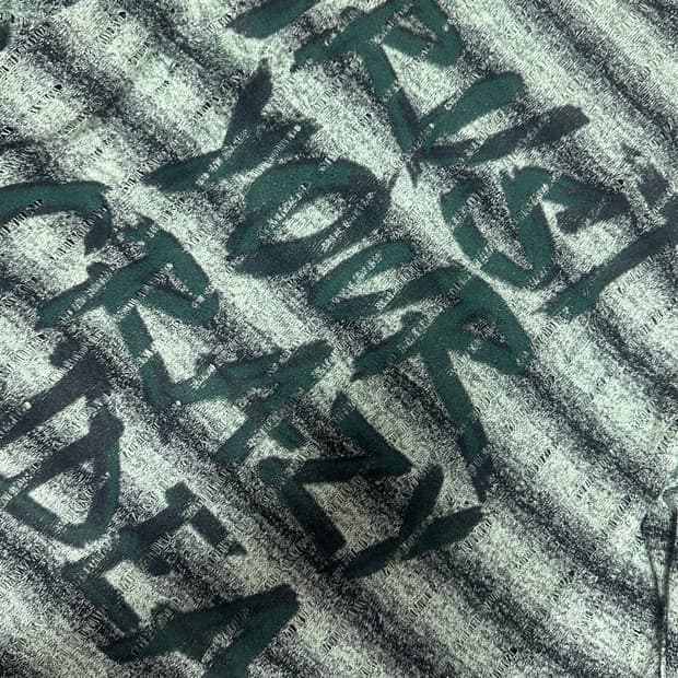 그린 데미지 스트라이프 니트