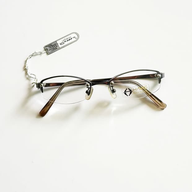 HAVIS 세미 림리스 스퀘어 메탈 프레임 빈티지 안경