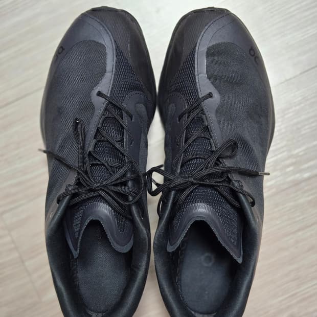 온 러닝 x 포스트 아카이브 팩션 (파프) 클라우드벤쳐 피크 280