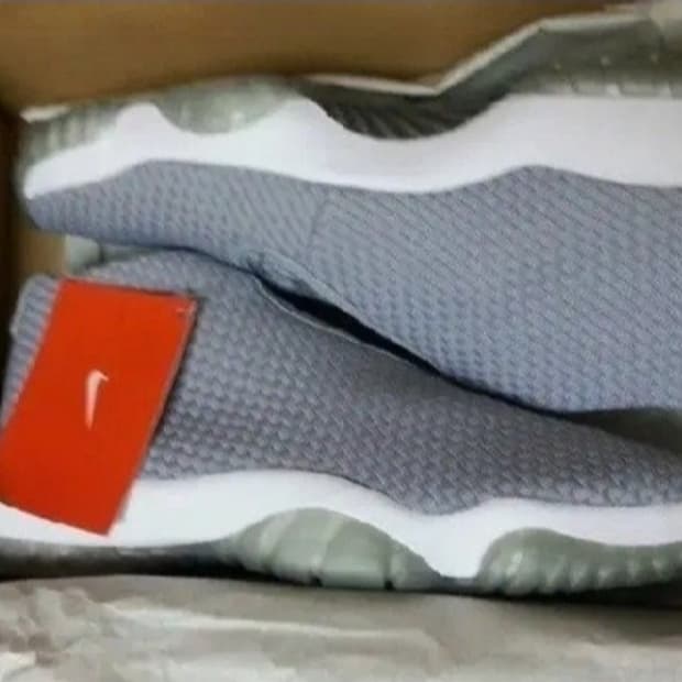 조던 퓨쳐 울프 그레이 260 - 나코택 새상품