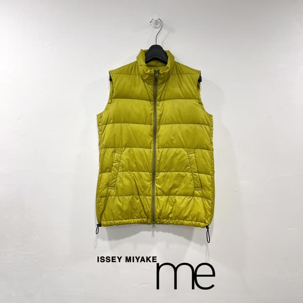 ISSEY MIYAKE ME 이세이미야케 미 경량 패딩 베스트