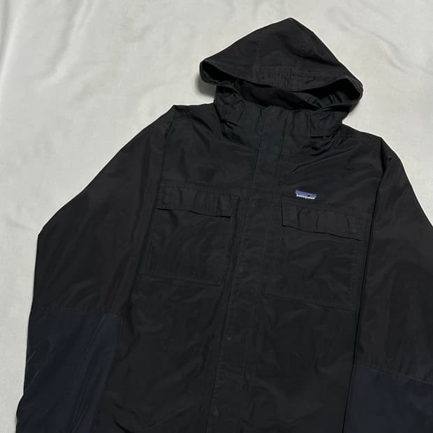 XL 파타고니아 이스무스 유틸리티 블랙 자켓 