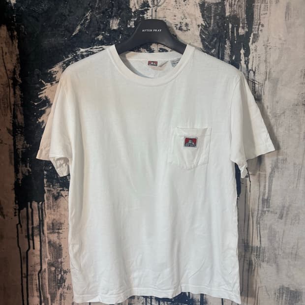 Den davis t-shirt  