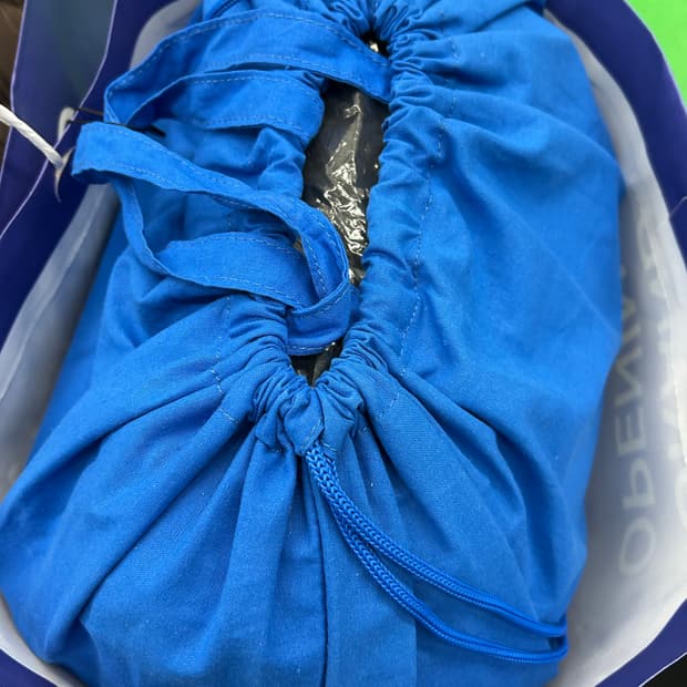 무신사 맨즈 슈퍼백 팝니다