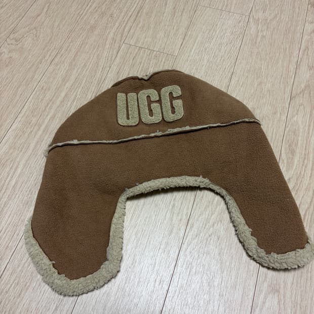 ugg 트래퍼 햇