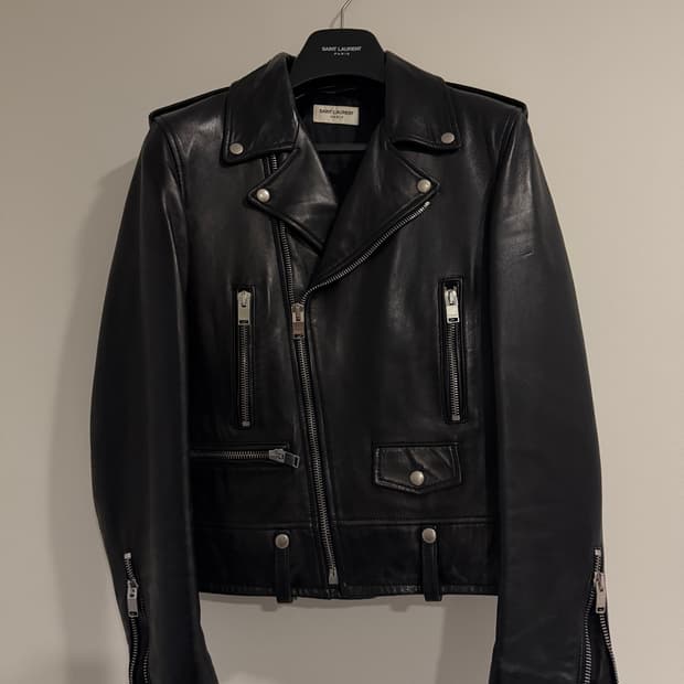 생로랑 L01 클래식 모터사이클 램스킨 레더 자켓