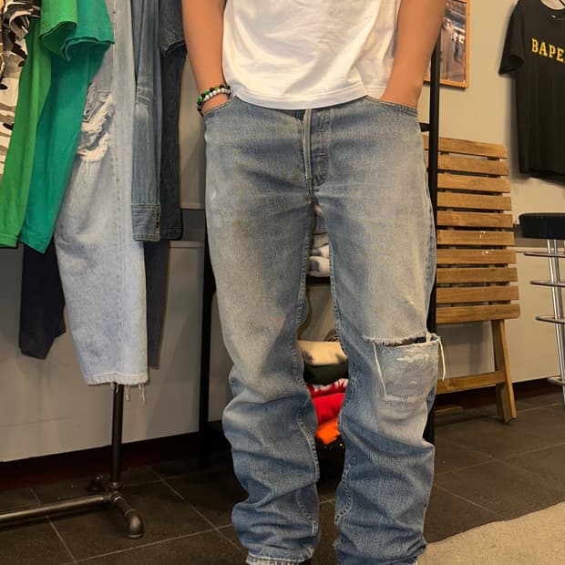 90’s Levi’s 501 273 distressed denim