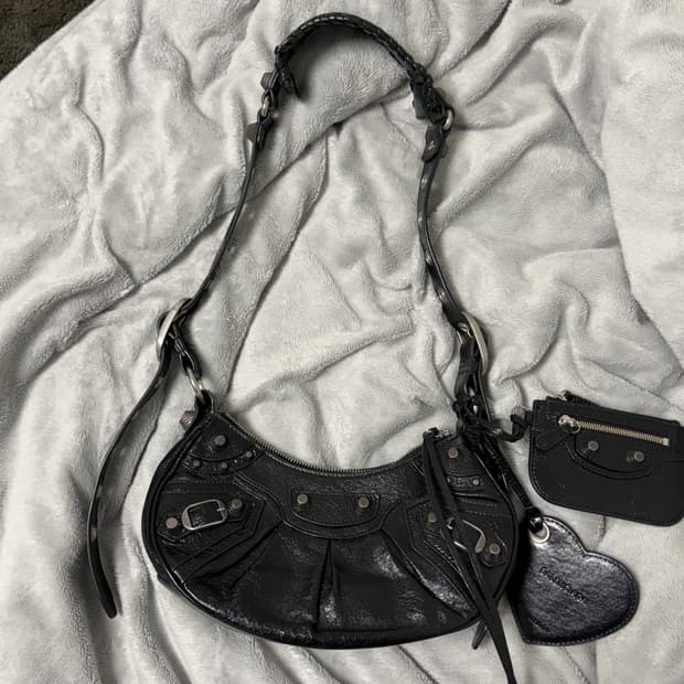 발렌시아가 르 카골 xs 블랙