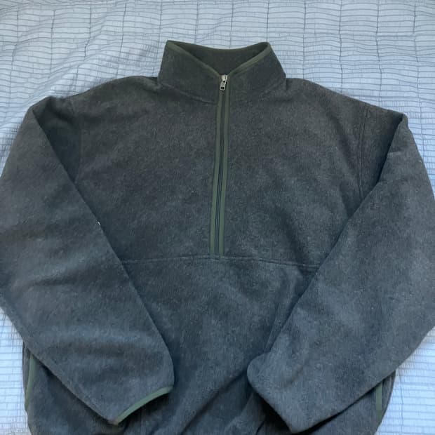 (XL) 디스이즈네버댓 반집업 후리스