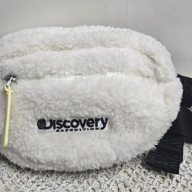 디스커버리 뽀글이 힙색