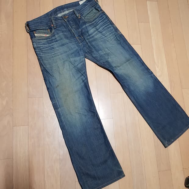 32 / 디젤 / 자티니 워싱 빈티지청바지/ 2-415방