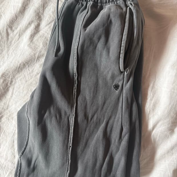 Heritagefloss sweatpants Large 