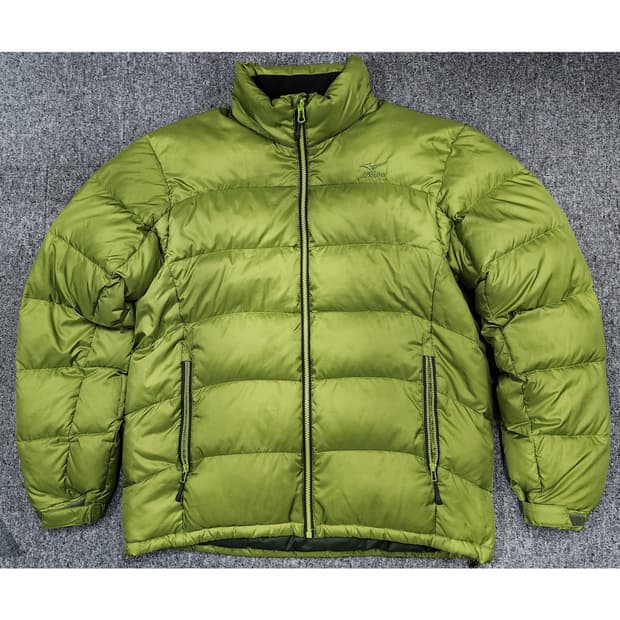 미즈노 브레스 써모 라이트 푸퍼 다운 패딩 L