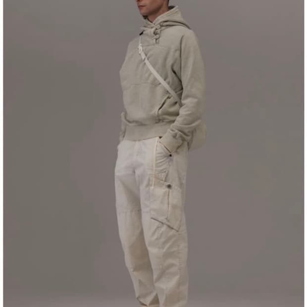 혜인서 버튼 후디 아이스블루