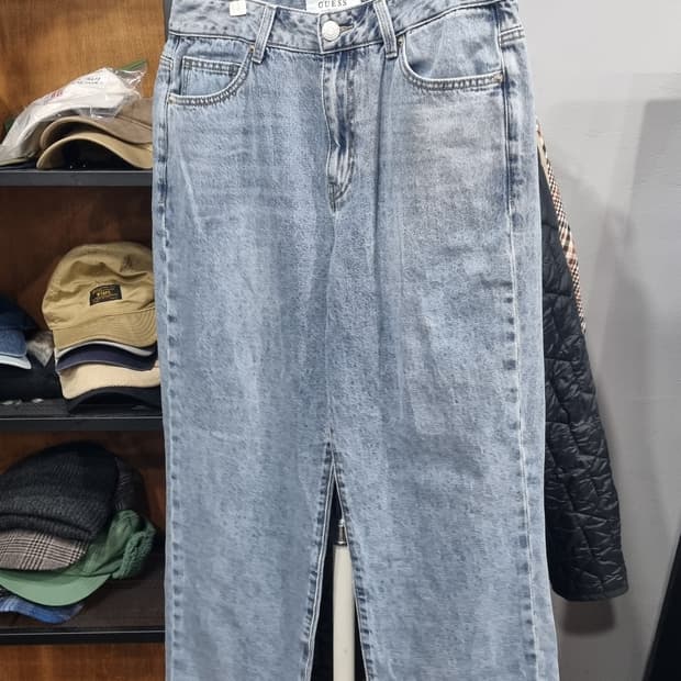 (GUESS) 연청 SEMI WIDE FIT 31사이즈 봄청바지 2번착용
