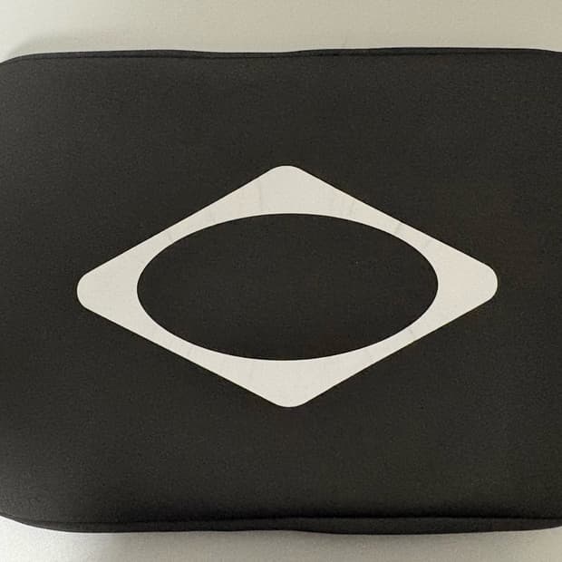 미스치프 롬버스 노트북 파우치 M