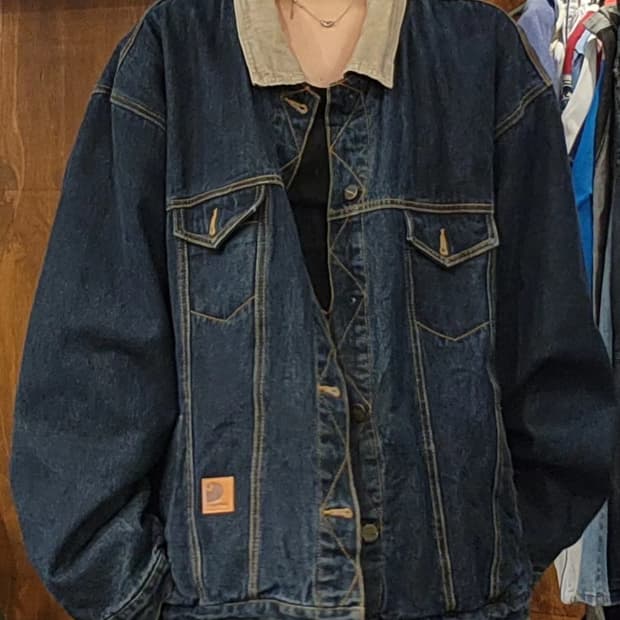 Carhartt denim jacket 