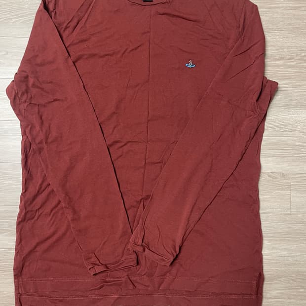 비비안웨스트우드 긴소매 티셔츠