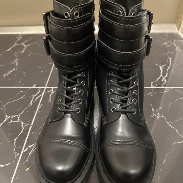 닥터마틴 브록(Dr. Martens Brock) 부츠