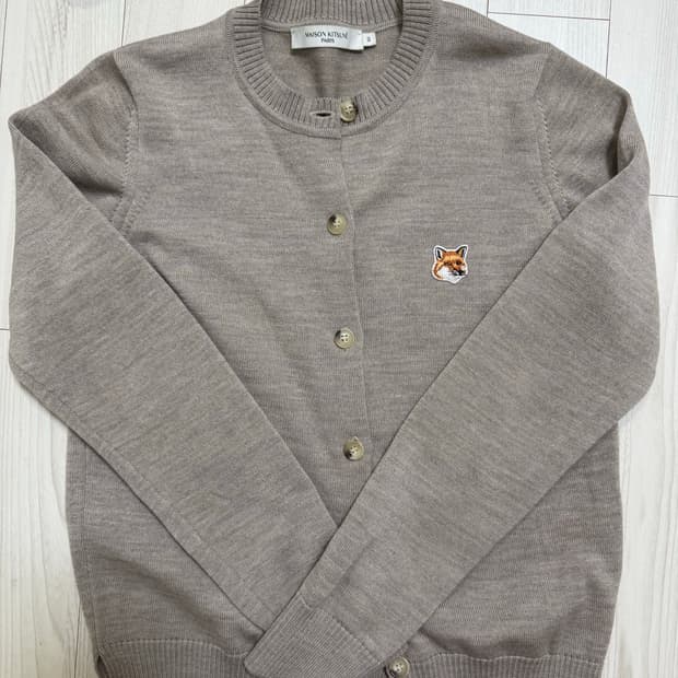 메종키츠네 가디건