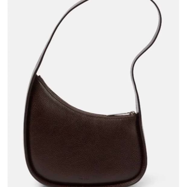 더로우 하프문백