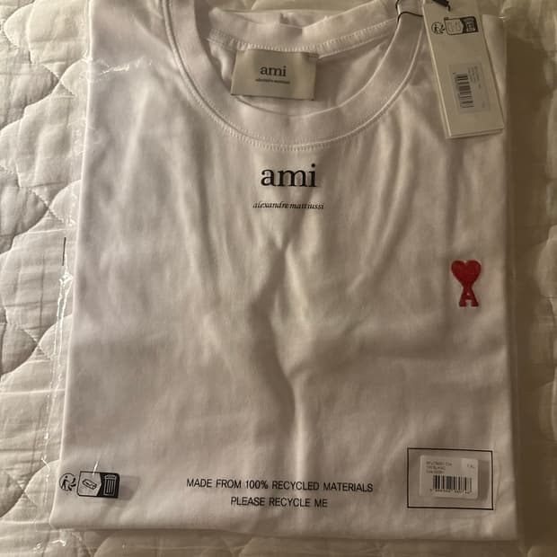 아미 흰색 반팔