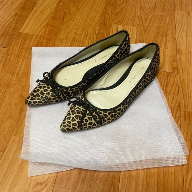 자라 우먼 송치 플랫슈즈 (225) 