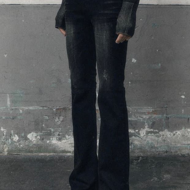 새)보헴서 다크니스 부츠컷 팬츠 1사이즈