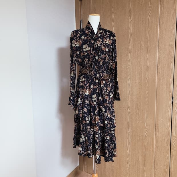 새상품) 보헤미안 쉬폰 프릴원피스