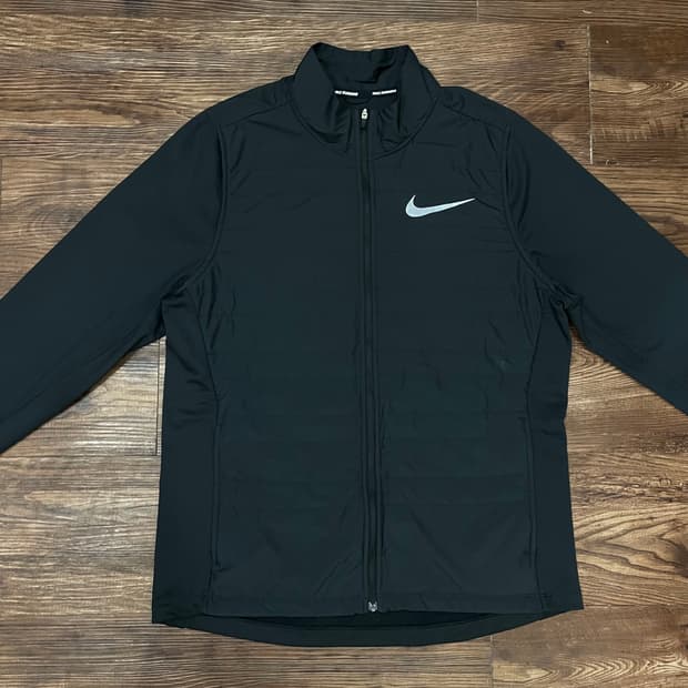 나이키 러닝 에센셜 필드 자켓 블랙