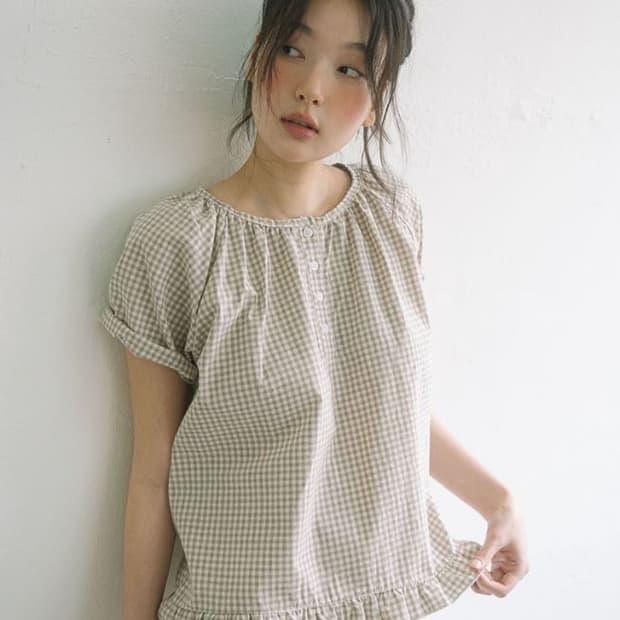 해비즘 체크 헨리넥 블라우스