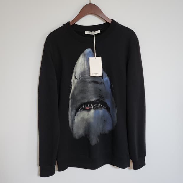 [S] 지방시 블랙 샤크 맨투맨 BM704C3Y0V