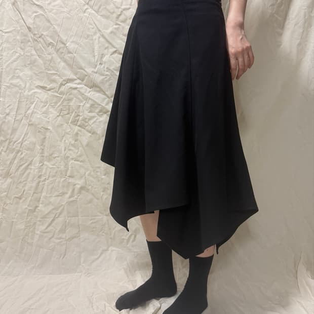 H&m 비대칭 플레어 스커트