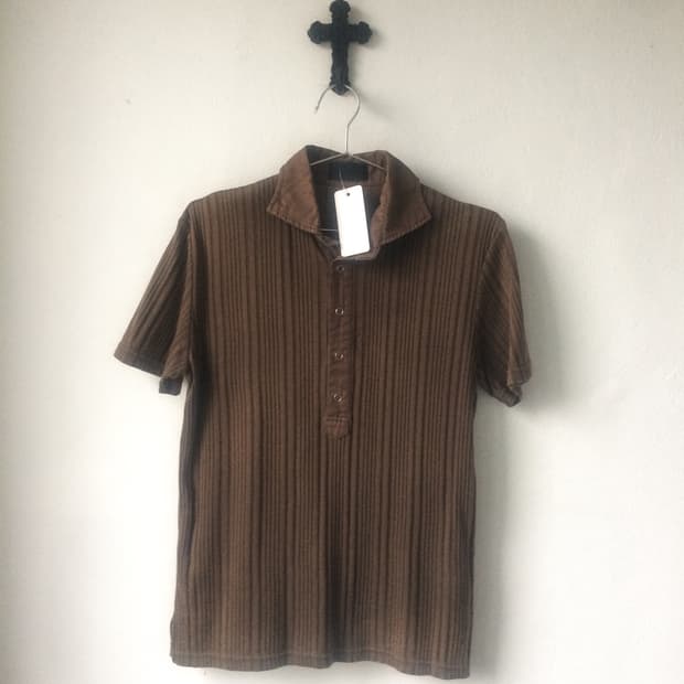 Collar ribbed t shirt