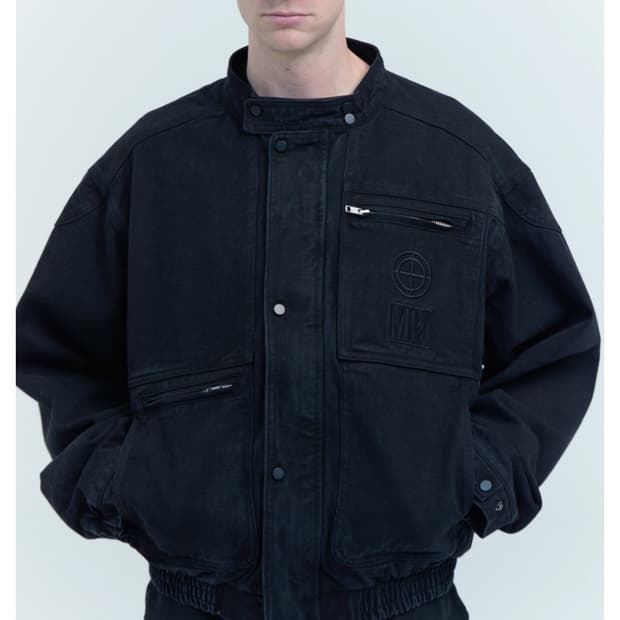 플라스틱 프로덕트 매니저 자켓 m사이즈 팝니다.