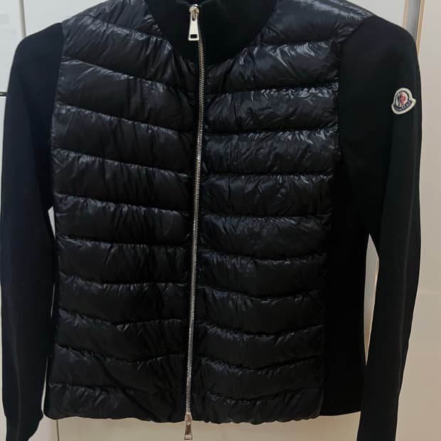 몽클레어 니트패딩여성 M (새상품급)