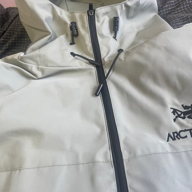 아크테릭스 자켓 L사이즈