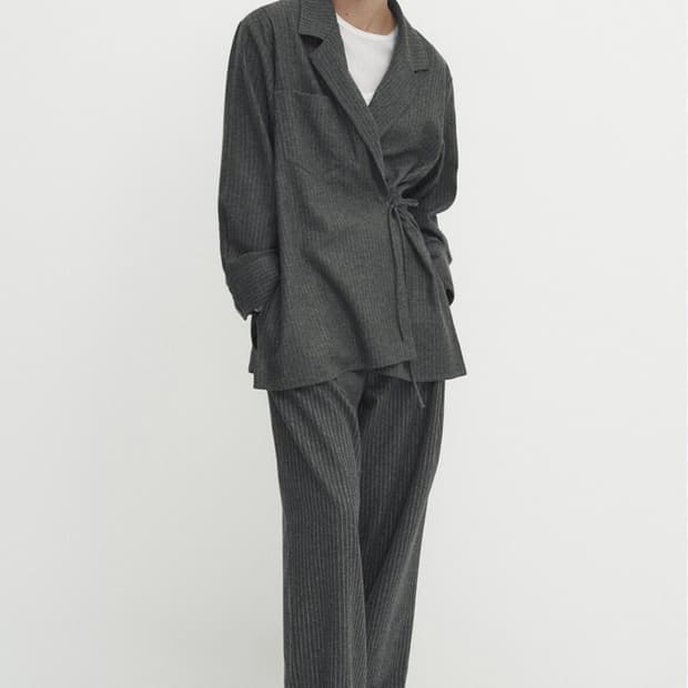 마시모뚜띠 여성 스트라이프 랩 자켓