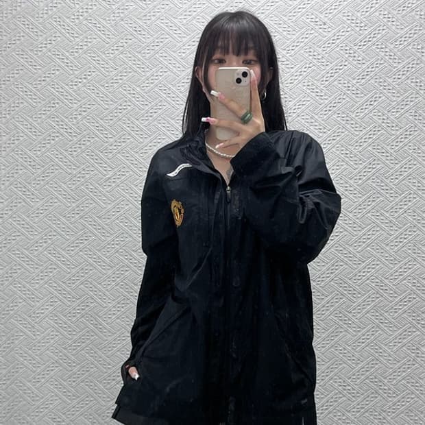 나이키 올드스쿨 레트로 맨체스터 유나이티드 바람막이 M C13544