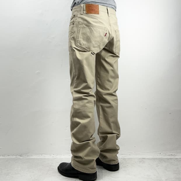 Levi’s 502 Beige Straight Cotton Pants