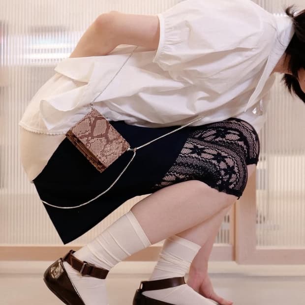 키야기 마르니 Marni Enamel Ankle Straps shoes