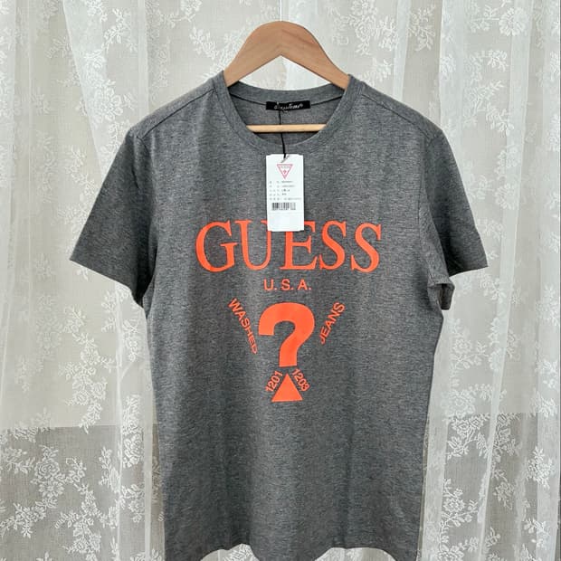 M) 새상품 게스 GUESS 반팔 티셔츠 그레이