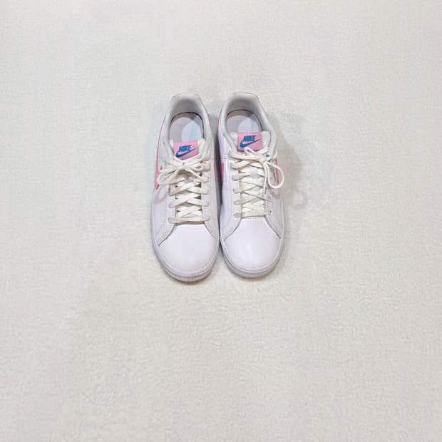 NIKE 나이키 코트 로얄