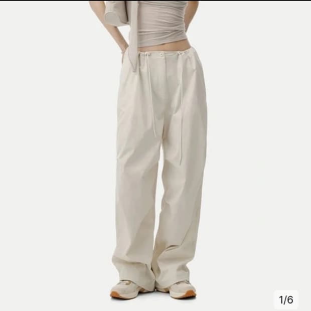 무신사스탠다드 파라슈트 크림 26 우먼즈 무탠다드 팬츠 흰바지 화이트