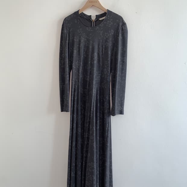 Grey flower slim belted dress