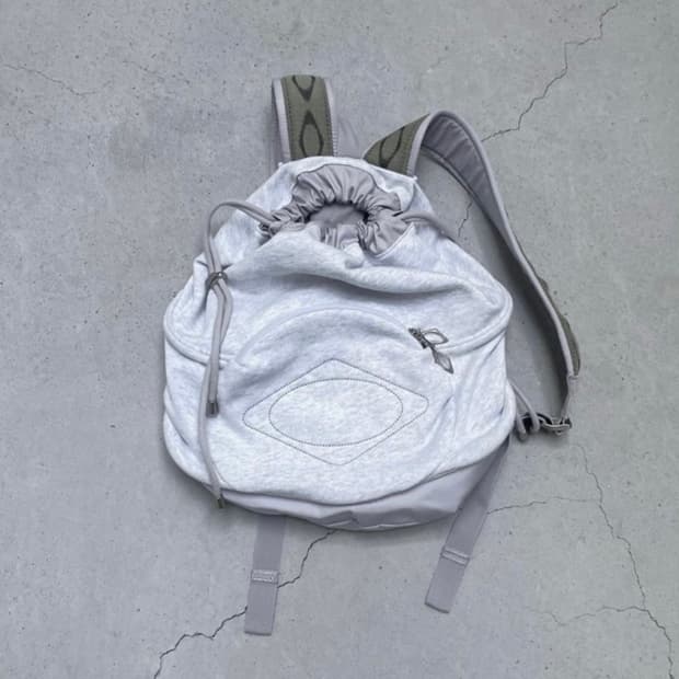 미스치프 드로우스트링 더플 백